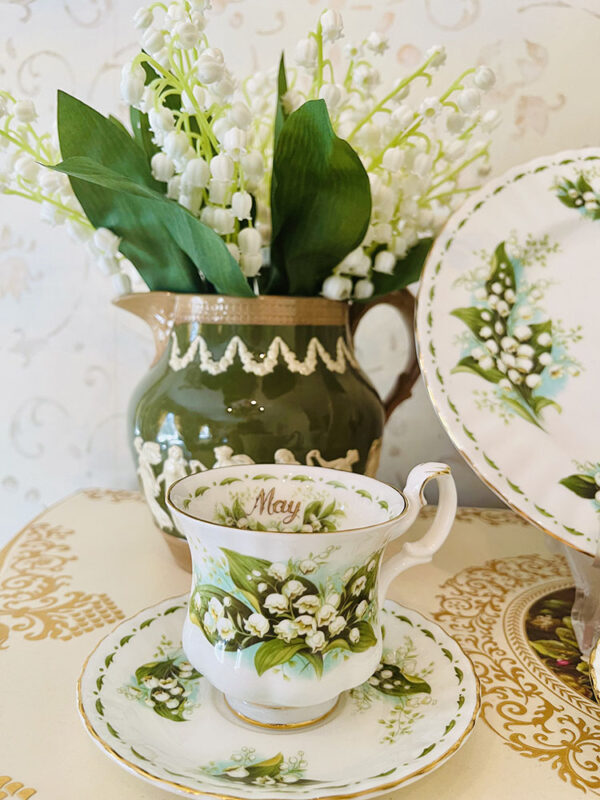 Maj månads kaffekopp från Royal Albert - Bild 5